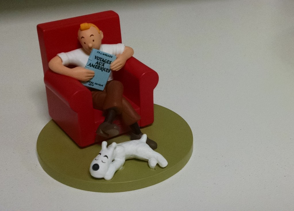 Tintin reading