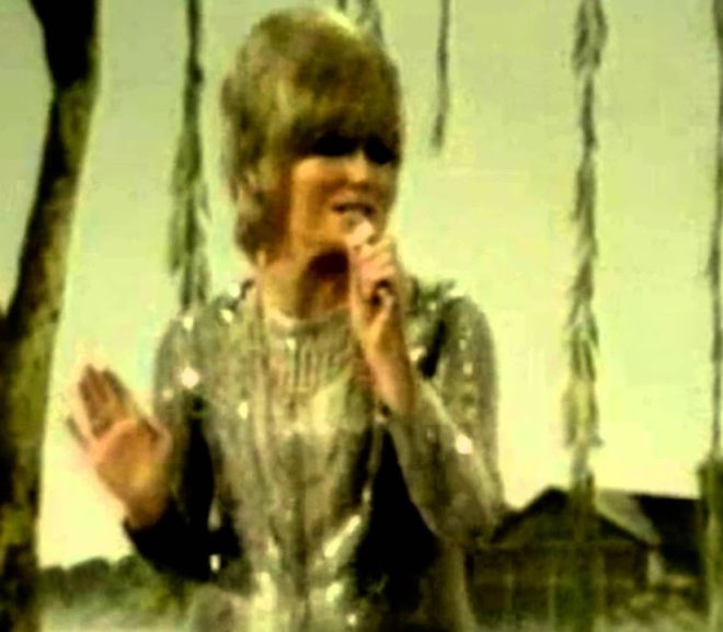 Mashup Monday: Walk like a Preacherman – Dusty Springfield vs Run DMC vs DJ A Team (Oh yeah and Aerosmith…)