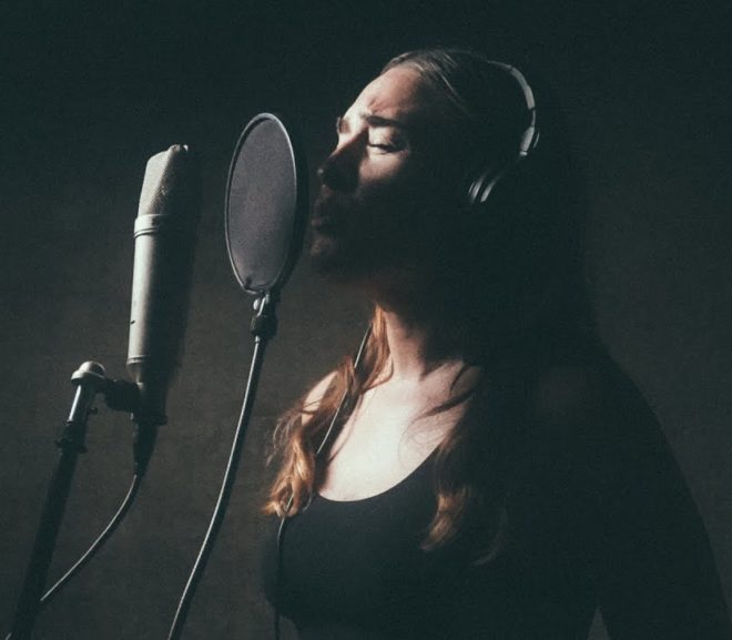 Mashup Monday: Sweet Dreams + White Stripes Mashup | Pomplamoose ft. Sarah Dugas